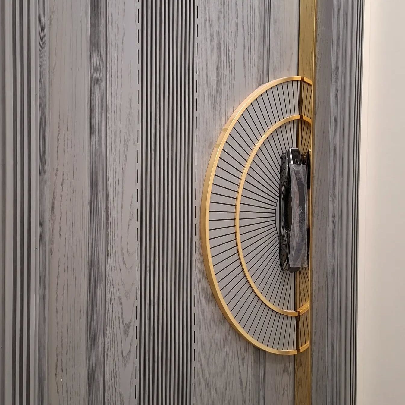 هوشمند البرز پلاس 4 e1759128036818